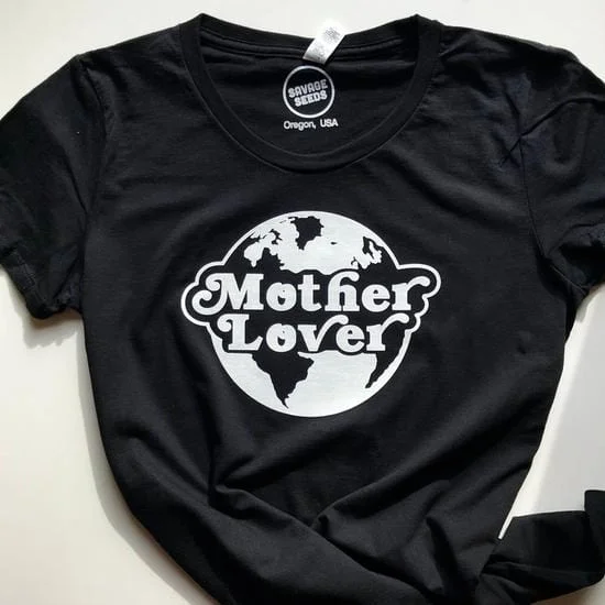 Mother Earth Lovers T-Shirt -- Basic T-Shirt Crew Neck Short Sleeve