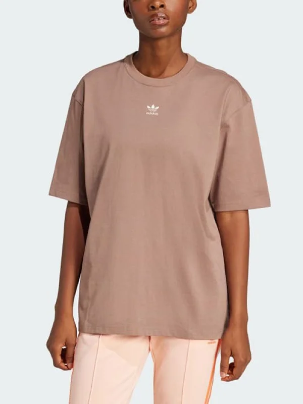 Trefoil Essential Boyfriend Trace Brown T-Shirt-- Zippered Front Buttoned Front Snap Front Trefoil Essential Boyfriend Trace Brown T-Shirt-- Zippered Front Buttoned Front Snap Front